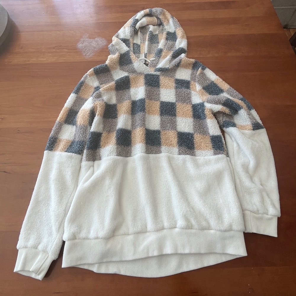 Romantic Hut Plaid Fleece Hoodie Small